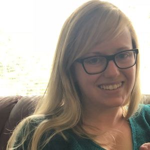 Meet your Posher, Carly